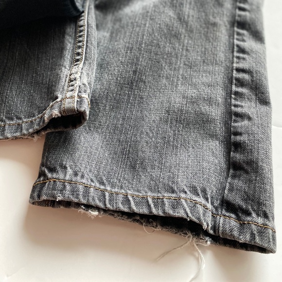 VINTAGE LEVI CHARCOAL GRAY JEANS - Picture 8 of 8